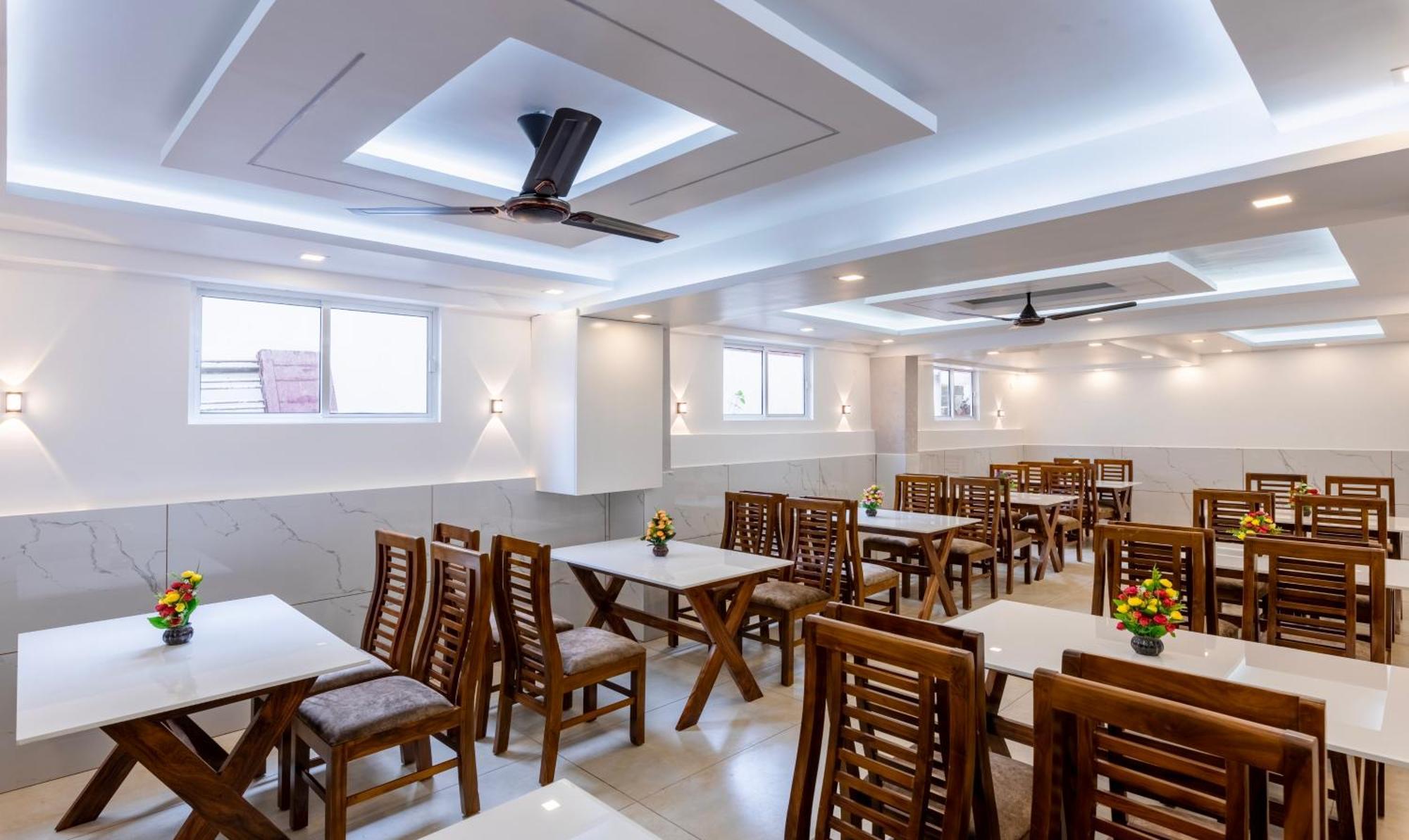 Hotel Treebo Premium Cochin Airport, 5 Min From Cochin Airport Kochi Zewnętrze zdjęcie